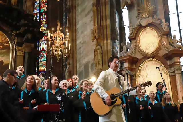 Foto: The Longfield Gospel Singers Live im Wiener Stephansdom bei der Langen Nacht der Kirchen 2025 Foto@Nicole Kawan