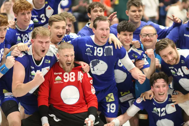 Jubel über den Aufstieg in der HLA Meisterliga. | Foto: arbes