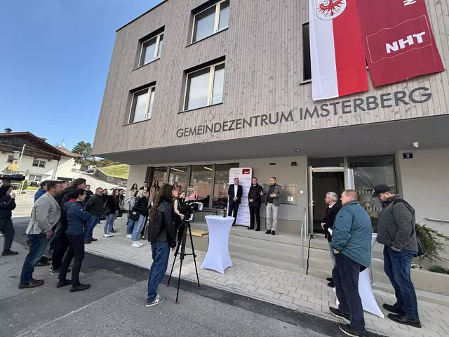 Das neue Imsterberger Gemeindezentrum mit acht modernen Mietwohnungen wurde am Freitag eingeweiht.