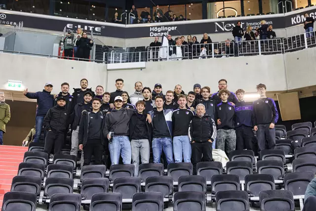 Exklusive Raiffeisen Arena-Tour beim LASK: Die Kicker des SV Gramastetten erhielten spannende Einblicke hinter die Kulissen des Bundesligisten. | Foto: Reischl