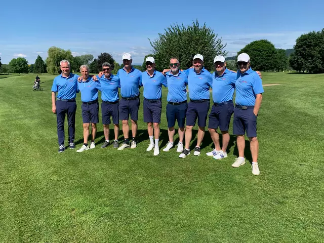 Das erfolgreiche Senioren-Team des GC Zell am See-Kaprun Saalbach steigt auf. | Foto: Foto: GC Zell am See