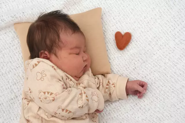 Name: Marco
Geburtsdatum: 19.05.2025
Gewicht: 3960 g
Größe: 51 cm
Geschwister: Jonas
Eltern: Isabella und Michael Schmaldienst aus Fürstenfeld | Foto: Babysmile