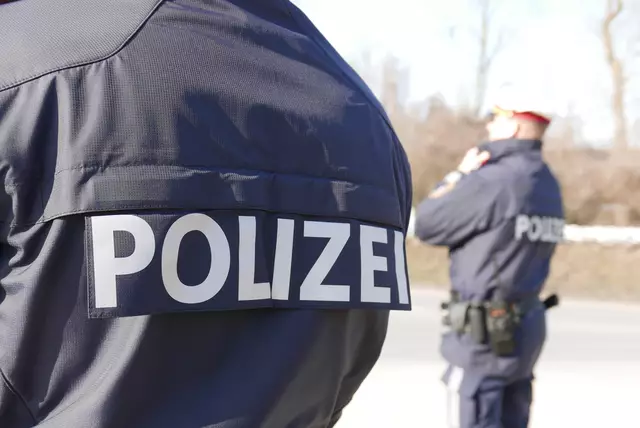 Die Polizei reagierte schnell und leitete eine umfassende Spurensicherung ein. | Foto: BezirksRundschau/Auer