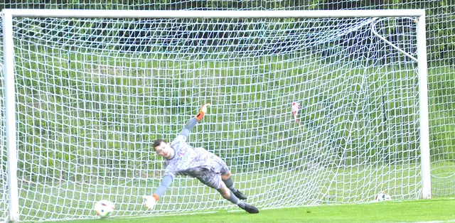 Elfertor zum 1:0: Auftakt für den Kirchdorfer Sieg gegen Schwoich. | Foto: Kogler