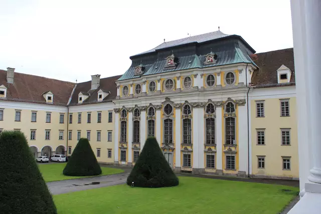 Stift St. Florian: "Hat locker Potential für fünf Sterne, aber ist leider negativ verzaubert." | Foto: Ulrike Maria Plank