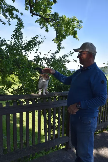 "Streuobsterhaltung Mostviertel": Mit seinem Verein setzt sich der Landwirt Engelbert Wieser aus Randegg für den Erhalt der uralten Mostbirnbäume in unserer Region ein. | Foto: Roland Mayr/MeinBezirk Scheibbs