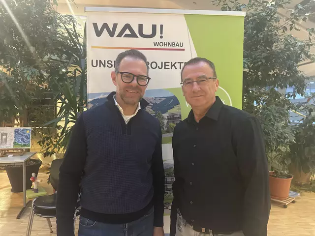 Bruno Berger und Kurt Deutsch, Geschäftsführer von WAU! Wohnbau | Foto: MeinBezirk