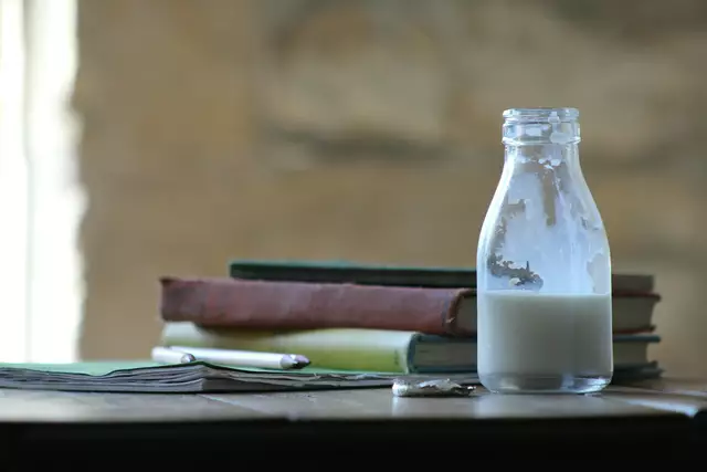 MeinBezirk erklärt dir, wie du schnell und einfach deinen eigenen Sojadrink herstellen kannst.  | Foto: ROBIN WORRALL auf Unsplash
