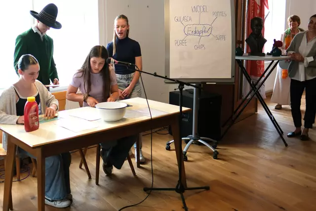 Die Schüler präsentierten ihr EHJ-Projekt | Foto: Helmut Fladenhofer