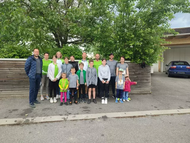 Rene Bruckner, Sybille Kerschbaum, Marie Moritz, Jasmin Traupmann, Matila Moritz, Lara Sitkovich, Paul Moritz, Sebastian Karonitsch, Birgit Karonitsch, Isabella und Sebastian Pungor, Andreas Boisits, Jakob Fejervary, Renate Back und Ferdinand Karonitsch | Foto: LAC Unlimited