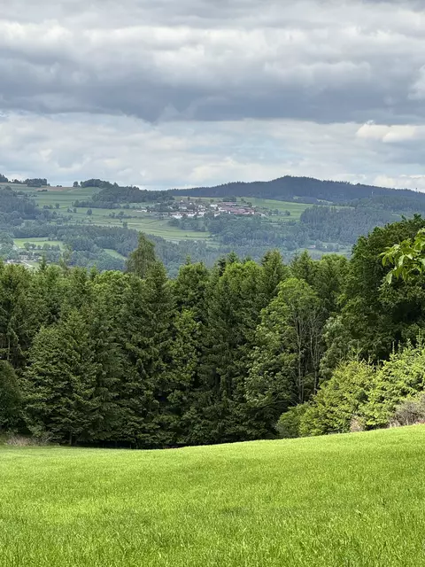 Der Ort Weinling am gegenüberliegenden Südhang den ich später durchfahren habe | Foto: Franz Dörr
