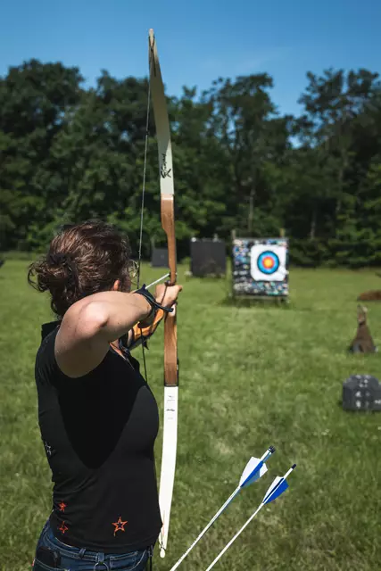 Auch Bogensport wird am Krumphof in Poppendorf angeboten.  | Foto: Krumphof