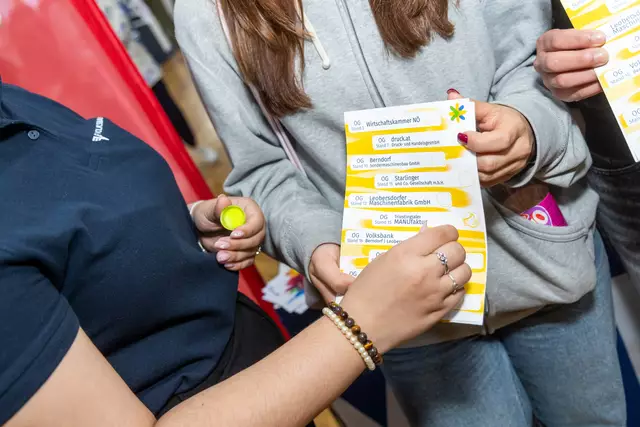 Rund 400 Schülerinnen und Schüler sammelten eifrig Stempel für den Aktivpass. | Foto: Christian Husar