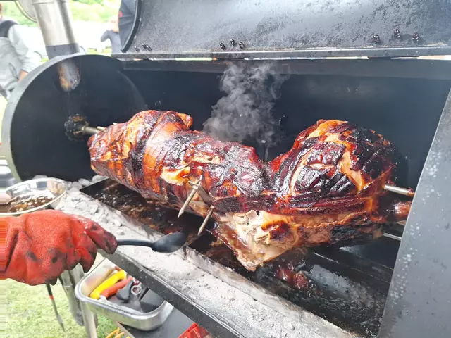 Nur das Beste kommt auf den Griller und den Teller.  | Foto: "Die grillenden Wölfe"