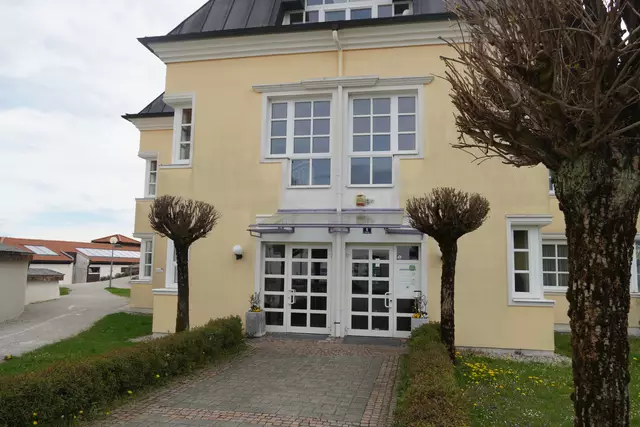 Das Büro des Salzburger Seenlandtourismus befindet sich in Seeham. | Foto: Emanuel Hasenauer