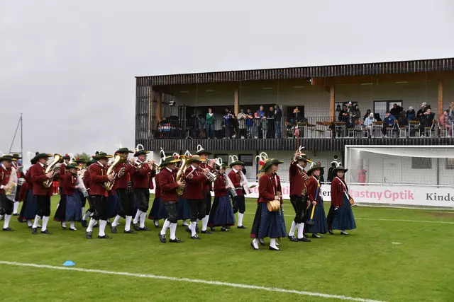 Die MK Ellbögen unter der Leitung von Kpm. Matthias Schreier | Foto: Kainz