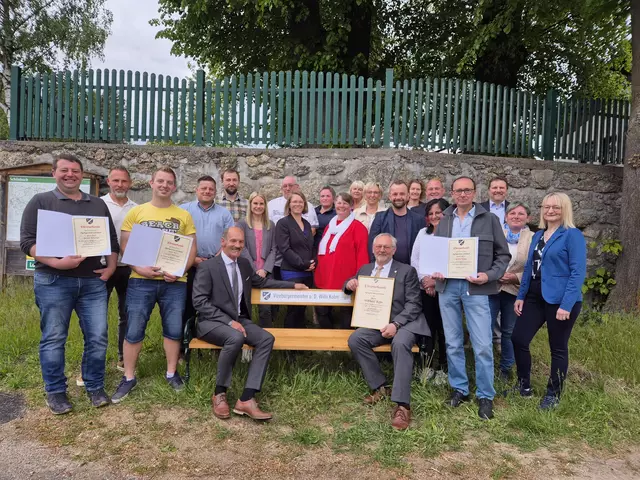 Das offizielle Schönbach dankte den politischen Weggefährten. | Foto: Marktgemeinde Schönbach