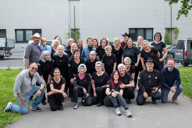 Die "Canadian Stompers" lieferten eine Linedance-Performance ab.  | Foto: BV23/Esther Genitheim