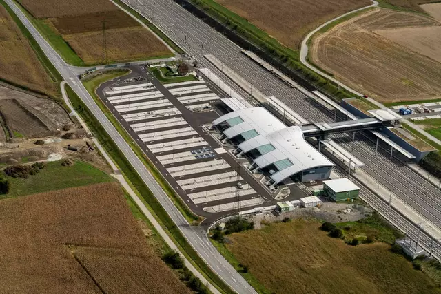  130 Kilometer neue Strecke, über 100 Brücken sowie 23 moderne Bahnhöfe und Haltestellen umfasst das Jahrhundertprojekt Koralmbahn. Ein Dreh- und Angelpunkt wird der Bahnhof Weststeiermark sein.  | Foto: ÖBB/Steiner