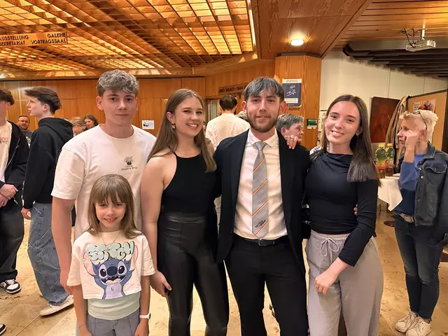 (v.l)Julian Oswald, Greta Schrittwieser, Timon Gollatz, Lena Pichlhofer und Milena Oswald (vorne) | Foto: Lisa Stöckl 