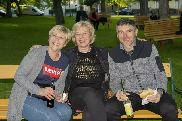 Das Event zog zahlreiche Gäste an und bot einen Abend zum gemeinsamen Feiern.  | Foto: Sophia Braun