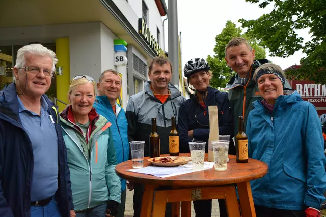 Besuch aus Nah- und Fern in Neckenmarkt. | Foto: Rosenberger