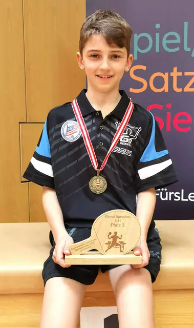 Florens Hartmann mit seiner Bronzemedaille | Foto: BAC