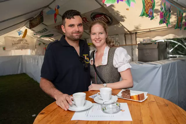 Johann Ritzinger und Claudia Muschau genossen Kaffee und Kuchen. | Foto: er