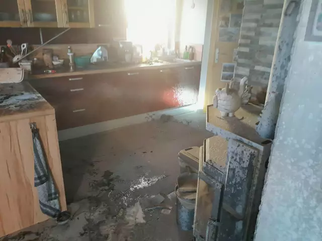 In der Küche entstand ein schwerer Sachschaden.  | Foto: FF St. Veit/Glan