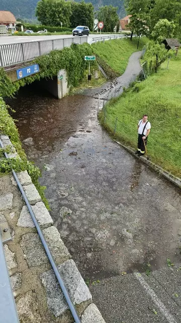 Sogar die Fußgängerunterführung wurde vom Wasser nicht verschont | Foto: FF Dürnstein/Michael Pfaffinger