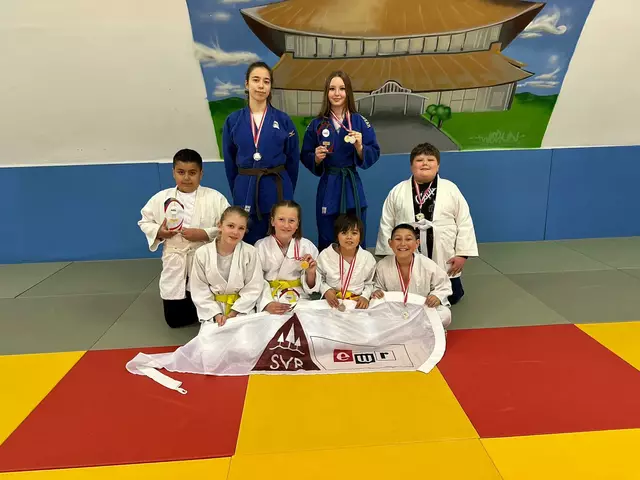 Drei Meistertitel, vier Vizemeistertitel, zwei dritte und ein fünfter Platz waren die Ausbeute der Reuttener Judoka bei den Tiroler Meisterschaften in Innsbruck. | Foto: SVR Judo