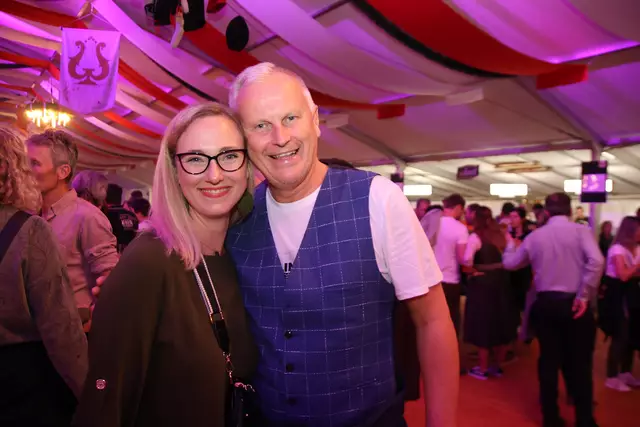 Carola Schösswender mit Landesstabführer Rupert Steiner.