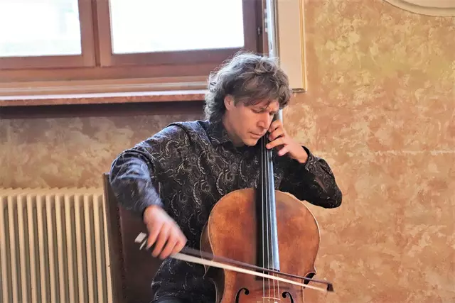 Erich Oskar Huetter ist ein internationaler Cellist mit Wurzeln aus Rein. | Foto: Edith Ertl