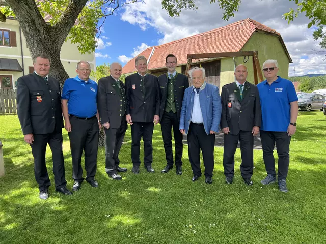 Richard Sturmer, Walter Hojas, Ing. Johann Harrer, Josef Acham, BGM Georg Pressler, Ing. Walter Klug, Schaffer Alfred, Erwin Wutte