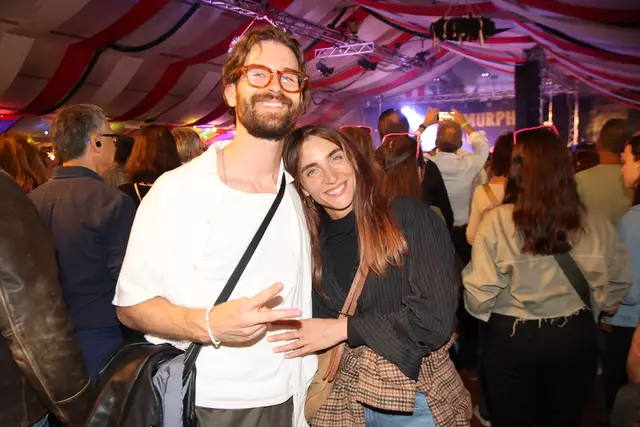 Dominik Muhrer (ehemalige Song-Contest-Band Makemakes) mit Julia.