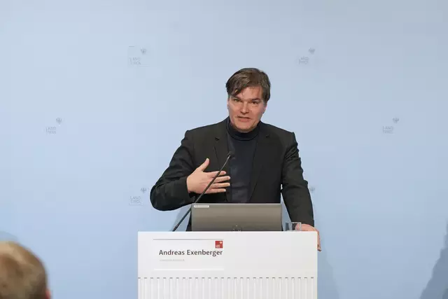 „Der Sozialroutenplan ist ein innovatives und nachhaltiges Beispiel für partizipative Forschung und bedarfsorientierte Digitalisierung im Sozialbereich“, führt Exenberger aus. | Foto: Land Tirol/Reiter