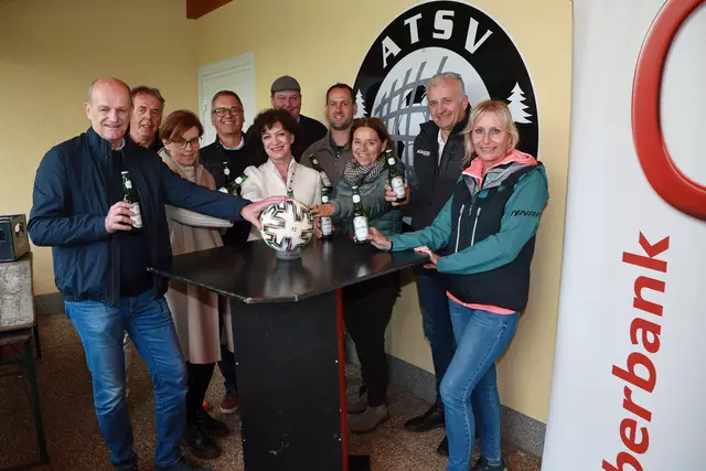 Aichinger, Kronberger, Staudinger, Seethaler, Sterrer, Bruderhofer, Hochleitner, Schwarz, Hubweber und Wienerroither (v.l.). | Foto: Helmut Klein