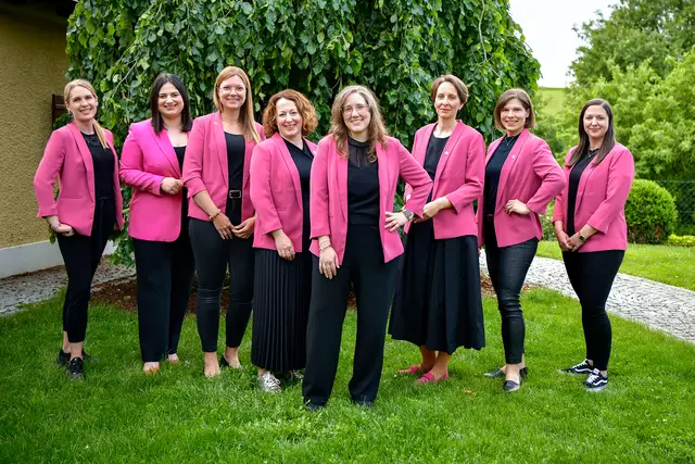 Beim Ladies Circle Wels fand kürzlich die feierliche Übergabe des Präsidentinnenamts statt – für das Clubjahr 2025/26 übernimmt Marlene Brandl die Präsidentschaft. | Foto: Ladies Circle Wels