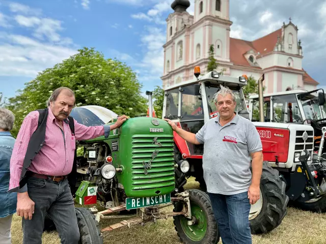 Christian Vlasaty und „Bronko“ Gerhart luden auch heuer wieder zum Traktortreffen nach Maria Dreieichen. | Foto: Markus Kahrer