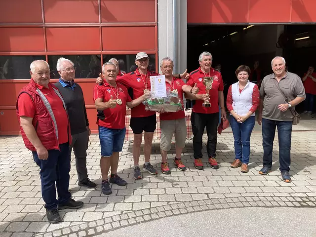 Beim Bezirks-Geschicklichkeitsbewerb des Pensionistenverbandes in Rosenau ging die Ortsgruppe aus Nußbach als Sieger hervor. | Foto: Pensionistenverband OG Rosenau