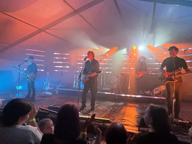 Lemo und Band waren in Fehring – nach längerer Bühnenpause – so gut in Form wie vielleicht noch nie zuvor.  | Foto: MeinBezirk