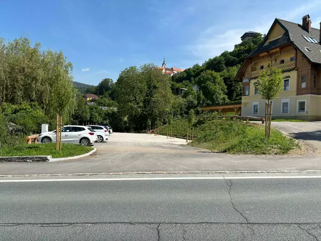 Der "grünste" Parkplatz der Stadtgemeinde Althofen. Hier wurde auf Bodenversiegelung verzichtet und zusätzlich wurden rund 3.000 Pflanzen gesetzt. | Foto: MeinBezirk