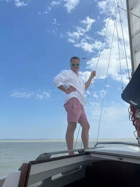 Leinen los: Bürgermeister Peter Lepkowicz segelt neuerdings. | Foto: privat