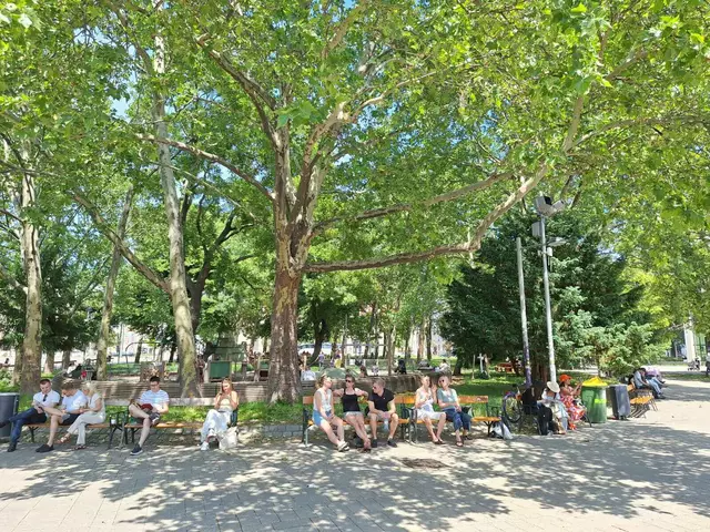 Der Resselpark bei der Karlskirche war ein beliebter Ort am Sonntag.  | Foto: Antonio Šećerović/MeinBezirk