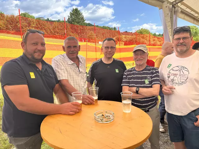 Manuel Engelmayer, Helmuth Strohkendl, Gernot Wallner, Georg Simon und Willi Huber  | Foto: Lisa Stöckl