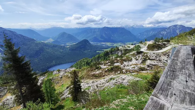 Herrliche Aussicht ins Auseerland und zum Dachsteingletscher... | Foto: I.Wozonig 
