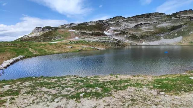 Schön sieht man den Loserkamm... | Foto: I.Wozonig 