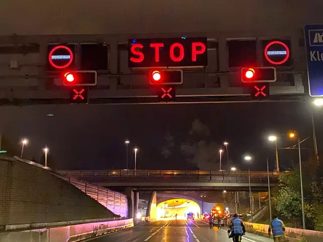 Die Umfrage des Kuratoriums für Verkehrssicherheit (KFV) zeigt, dass „Rotlichtsünder“ nicht selten sind. Vor allem Ampeln an Autobahntunneln werden ignoriert: ein Fehler, der Folgen haben kann. Die ASFINAG startet jetzt eine Kampagne, um das Bewusstsein zu stärken.  | Foto: Laurenz Parandian