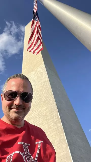 Jörg Toman beim Washington-Monument. | Foto: privat