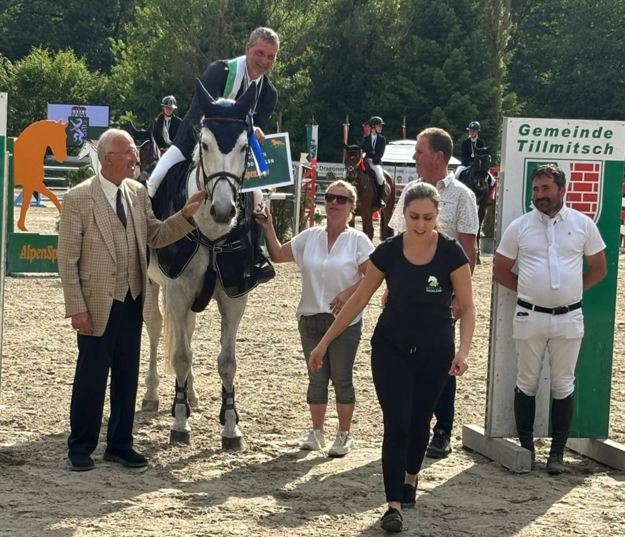 ショージャンプでの国家選手権：Deutschlandsbergerのトップフォーム